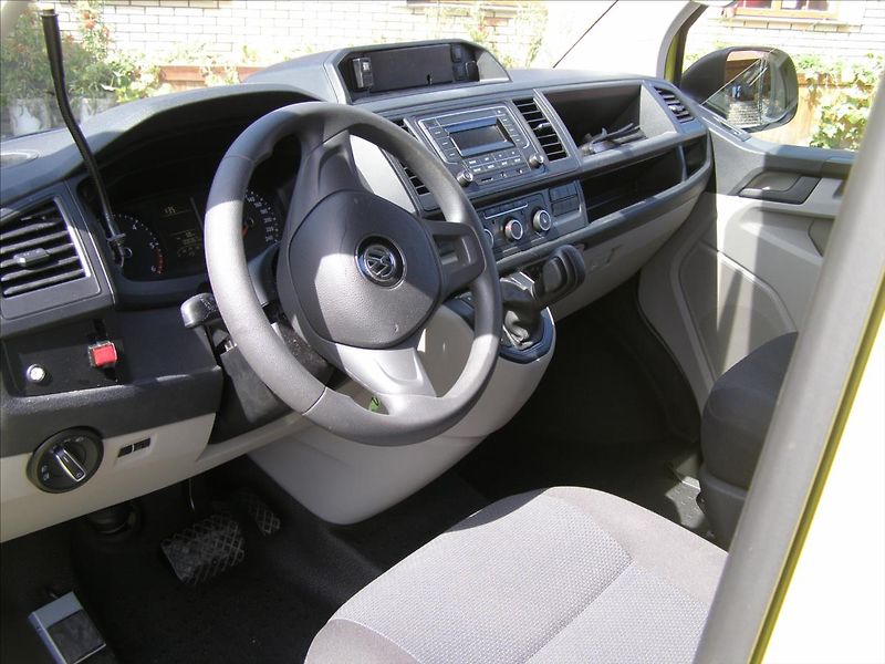 Volkswagen Transporter 2,0   4x4 150kw DSG - fotka 12 z 18