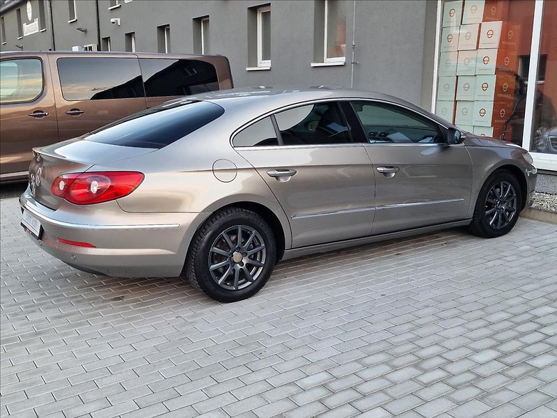 Volkswagen Passat CC 2.0 TDI 125kW DSG, původ ČR - fotka 11 z 43
