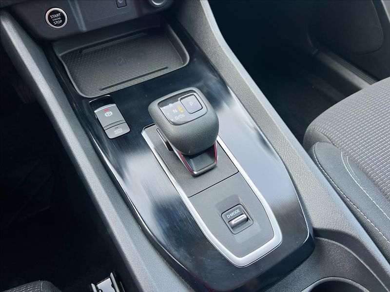 Nissan Qashqai 1,3 mHEV / Business / Xtronic - fotka 34 z 43