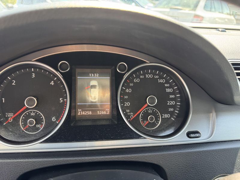 Volkswagen CC 2.0 TDi, 125 kW,1.Majitel,ČR - fotka 13 z 19