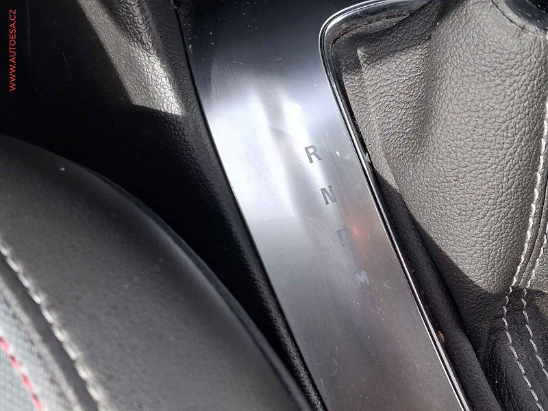 Opel Mokka (2016) 1.4 T, AT, navi, kamera - fotka 14 z 19
