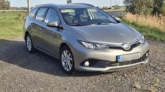 Toyota Auris (2016) Touring sports edition S 1,2 - fotografie inzerátu
