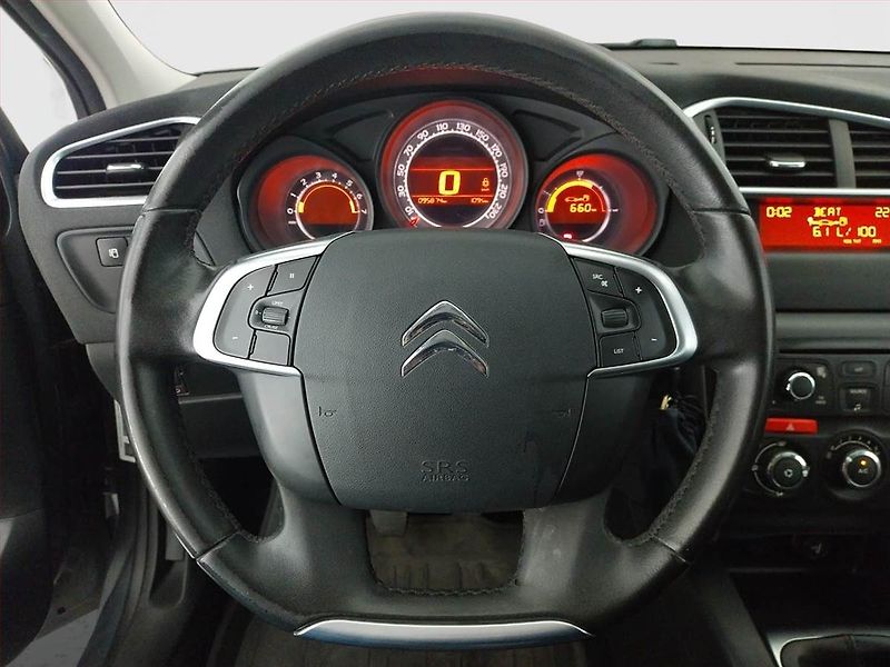 Citroën C4 (2011) 1.4 16V, Tempomat - fotka 16 z 17