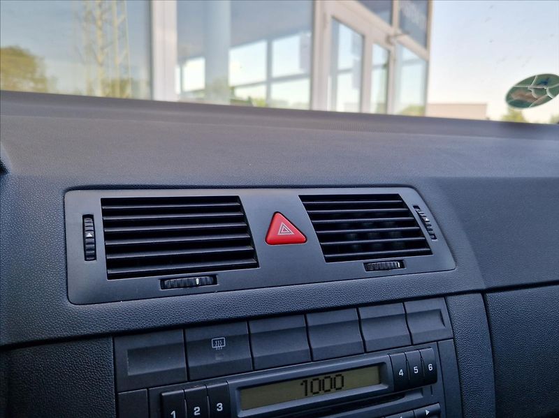 Škoda Fabia 1,2 HTP 40kW AC KLIMA - - fotka 24 z 27