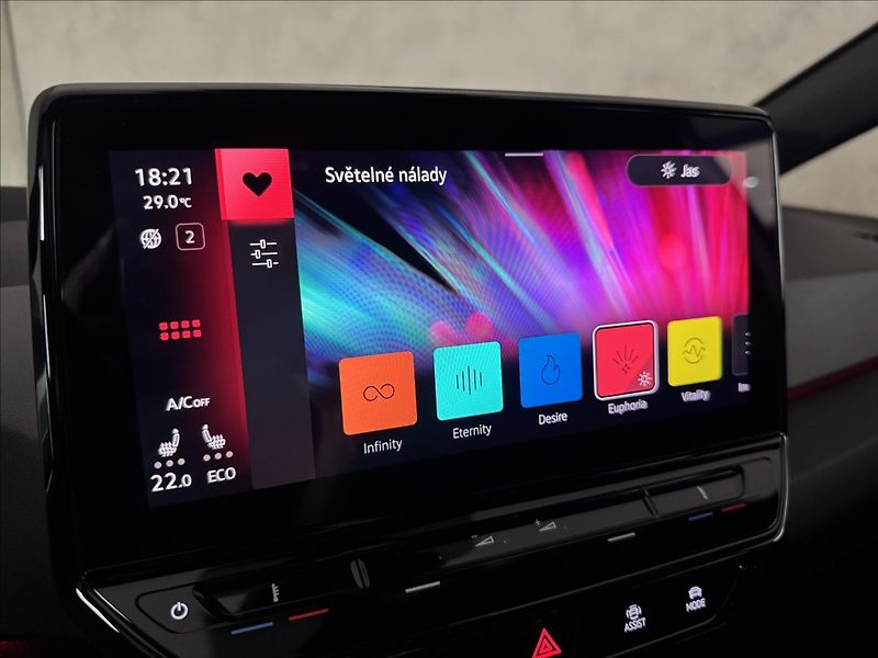 Volkswagen ID.3 Pro Performance IQ Light HUD - fotka 33 z 50