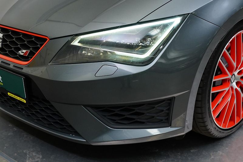 Seat Leon - fotka 9 z 26