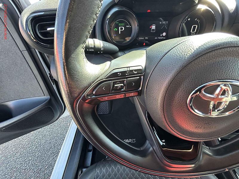 Toyota Yaris (2021) 1.5i, Style, AT - fotka 16 z 17