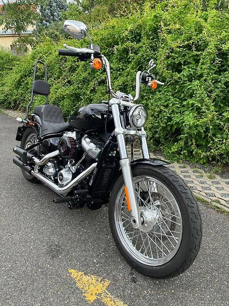 Harley-Davidson FXST Softail Standard (2020) - fotka 15 z 18
