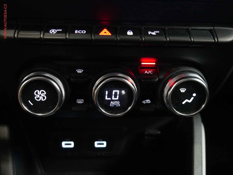 Dacia Duster (2021) 1.0 TCe, 1.maj,ČR, Navi, LED - fotka 16 z 20
