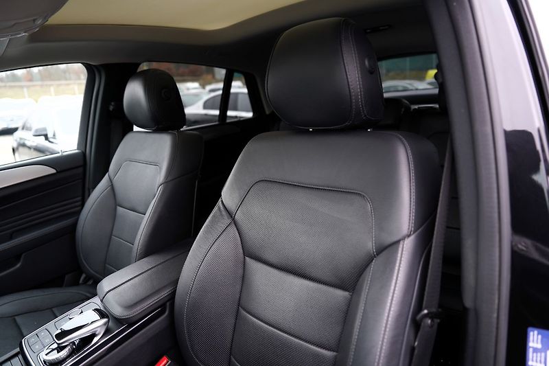 Mercedes-Benz GLE GLE43 AMG 4Matic/9AT/370PS/DPH - fotka 24 z 45