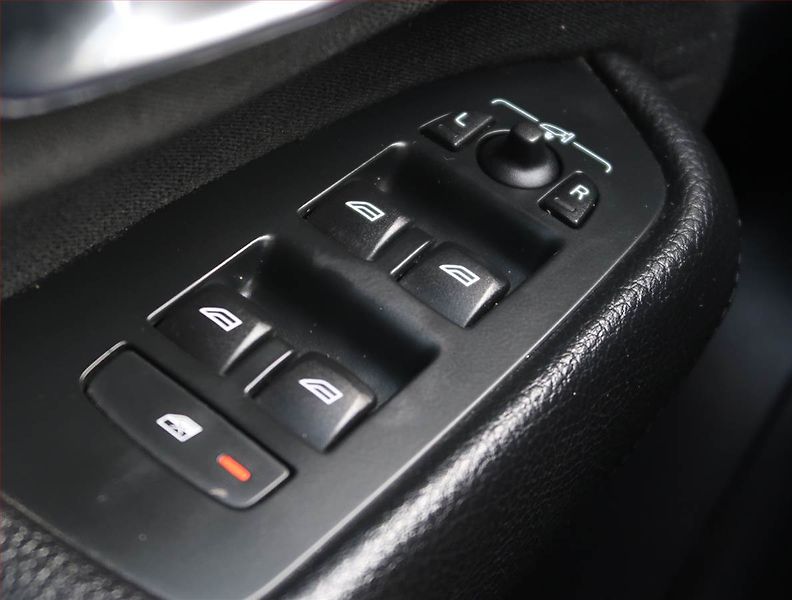 Volvo XC90 (2017) D5 AWD, 4X4, Automat, Navi - fotka 17 z 24