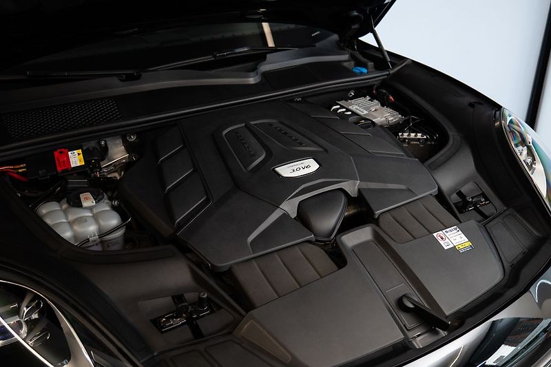 Porsche Cayenne Platinum Edition/Záruka/Bose - fotka 24 z 27