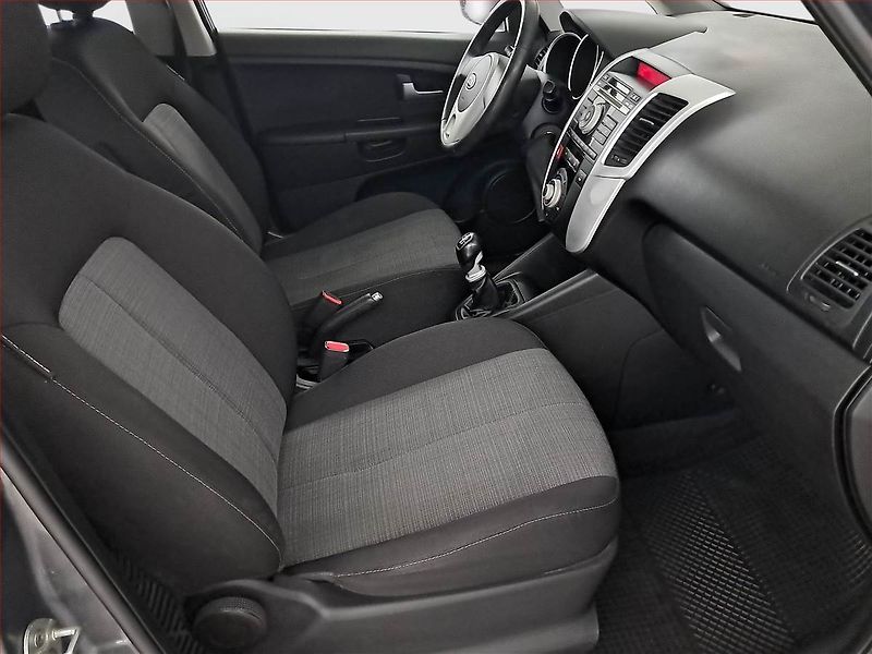 Kia Venga (2012) 1.4 CVVT, ČR,1.maj, Serv.kniha - fotka 9 z 14
