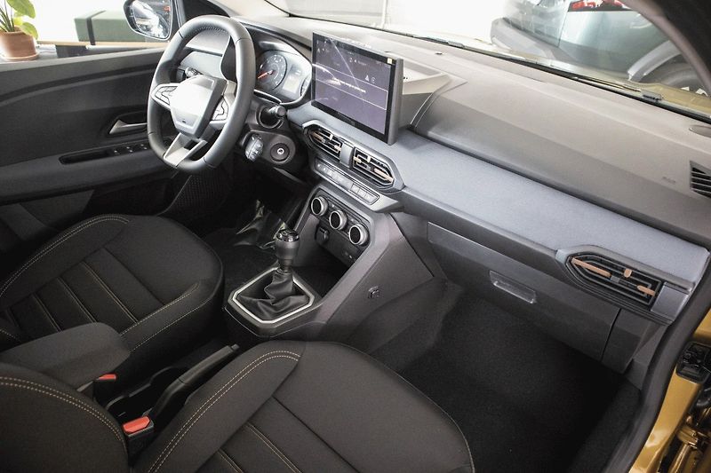 Dacia Sandero (2026) Expression ECO-G120 Stepway - fotka 28 z 31