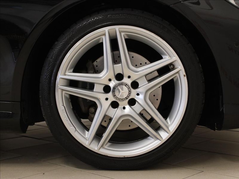 Mercedes-Benz Třídy E 2,0 Cabrio E 200 7G-tronic - fotka 31 z 32