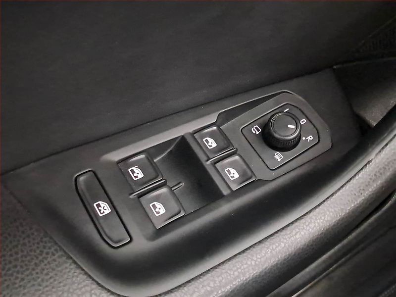 Volkswagen Arteon (2018) R-line 2.0 BiTDI 4Motion - fotka 17 z 19