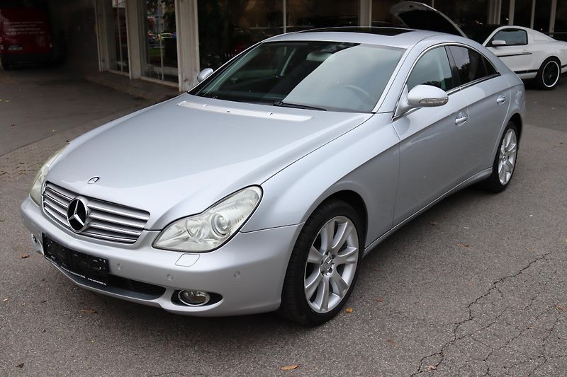 Mercedes-Benz CLS Mercedes-Benz CLS 500 V8 C219 - fotka 17 z 50
