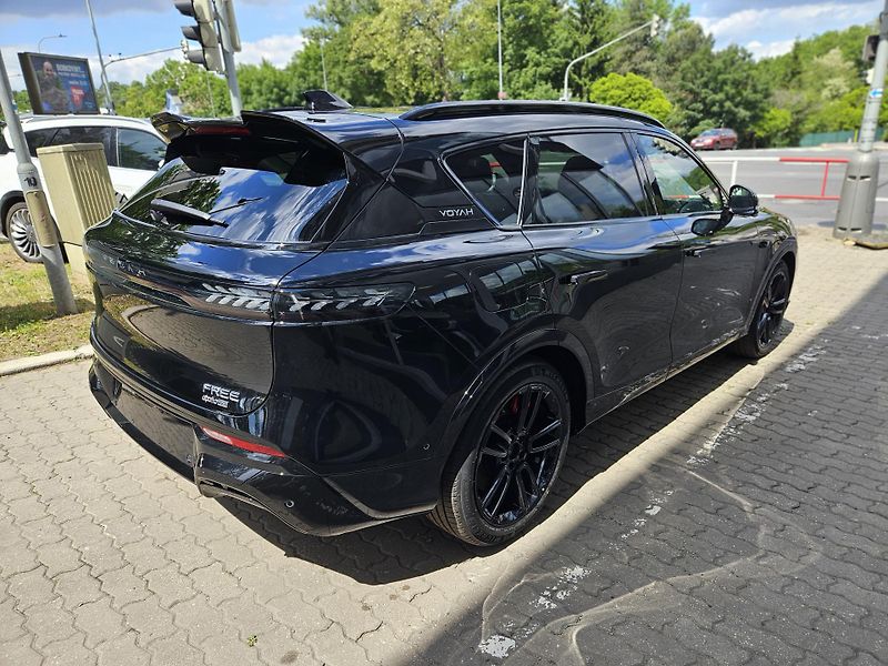 Dongfeng Voyah Free REV 318 (2025) REV 318 AWD Hybrid - fotka 5 z 17