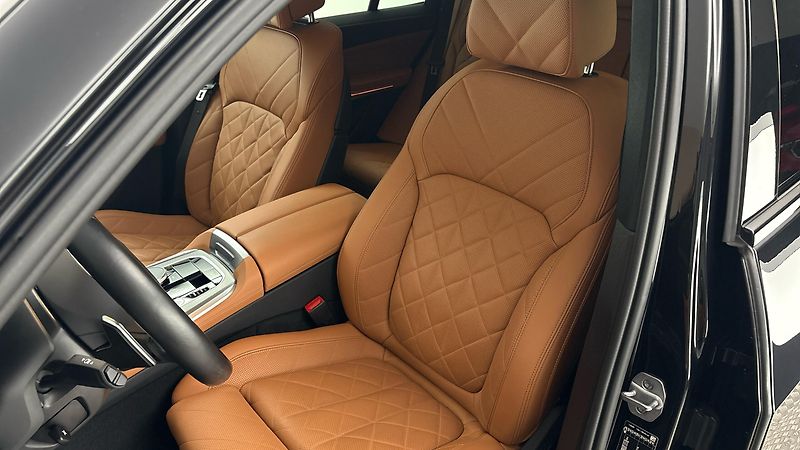 BMW X5 40d AUT xDrive M-paket - fotka 15 z 29
