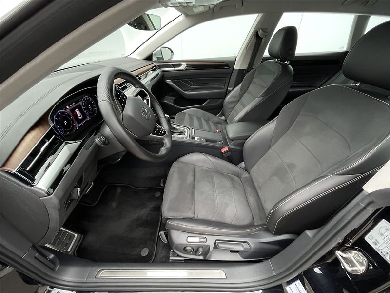 Volkswagen Arteon Shooting Brake 2,0 TDI DSG Elegance Premium - fotka 4 z 23