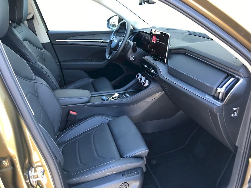 Škoda Kodiaq (2025) SELEC Exclusive 4X4 TD 142/2.0 - fotka 14 z 27