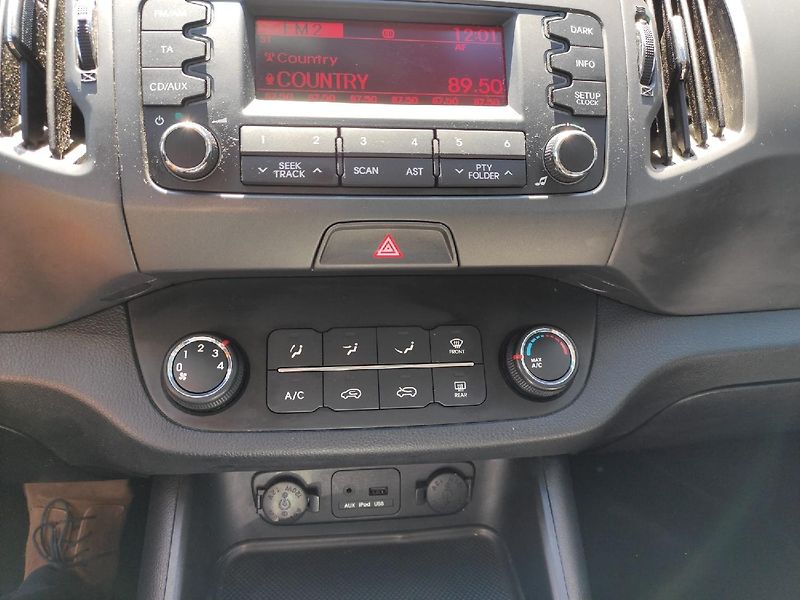Kia Sportage (2012) ACTIVE 1.6 GDI 135k MAN6 - fotka 17 z 25