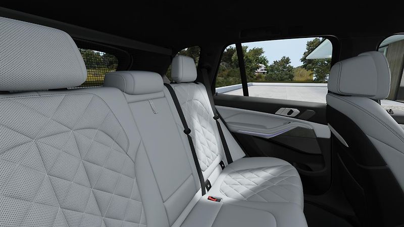 BMW X5 xDrive30d - fotka 12 z 14