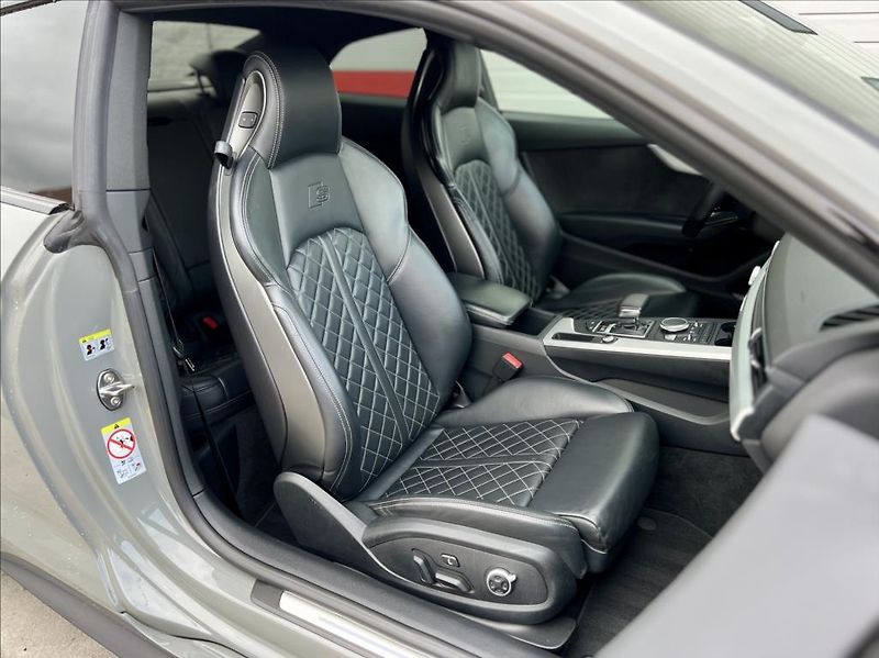 Audi S5 3,0 TDi QUATTRO / LED / MASÁŽE - fotka 15 z 49
