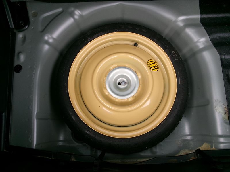 Mazda 2 (2009) 1,3i KLIMA ALU  - fotka 12 z 21