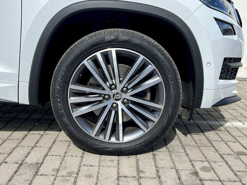 Škoda Kodiaq (2019) 2,0TSI 140KW 4x4 DSG L&K - fotka 19 z 23