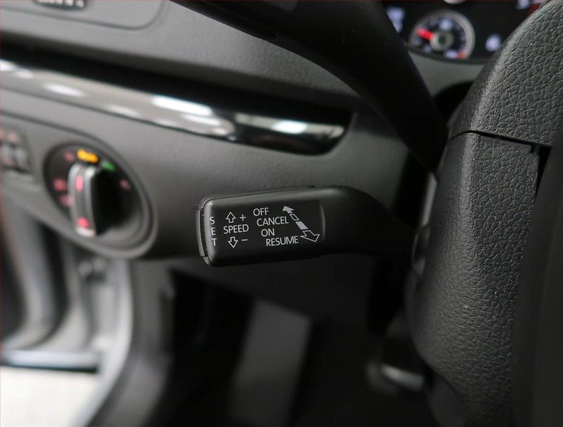 Seat Alhambra (2010) 2.0 TDI, Navi, Tempomat - fotka 23 z 26