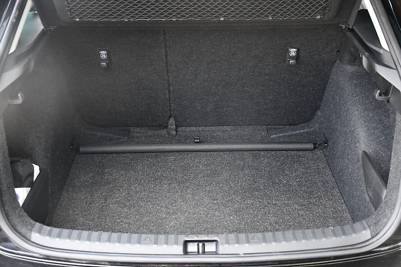 Škoda Scala 1.5TSi ČR 1M - fotka 34 z 37