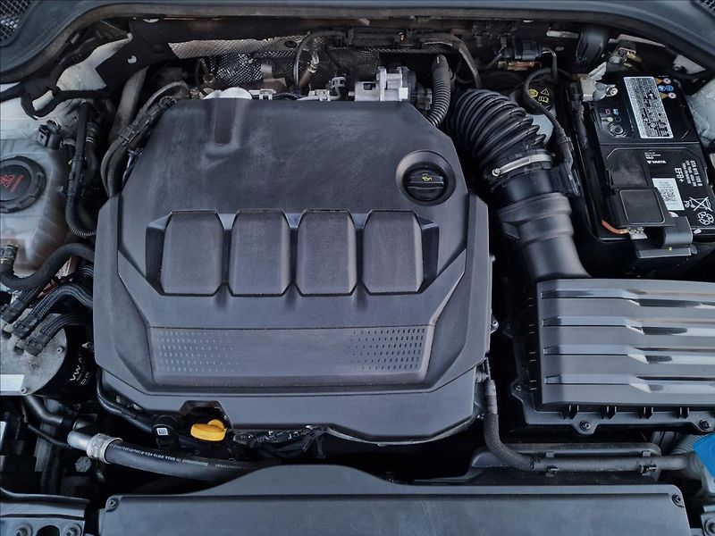 Škoda Octavia 2.0TDI Combi, původ ČR,1.Maj. - fotka 43 z 50