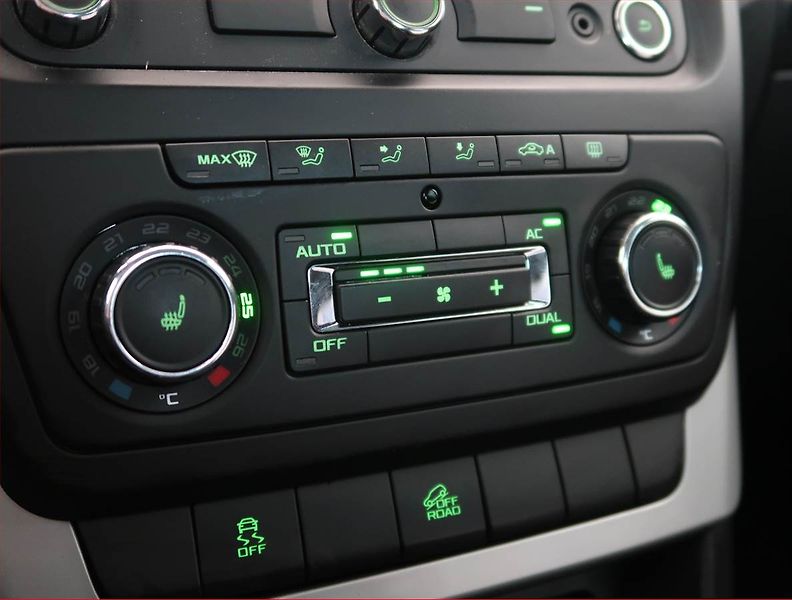 Volkswagen ID.3 (2020) 1st (62 kWh), SoH 89% - fotka 20 z 28