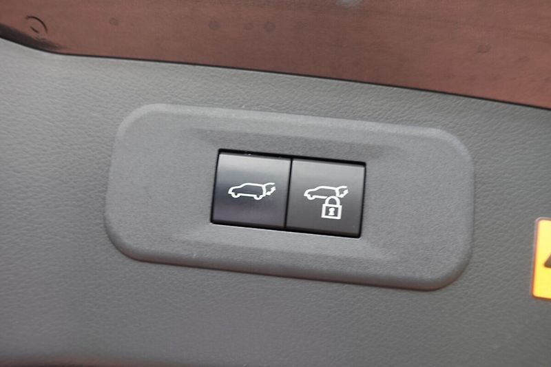 Lexus NX 350h NX350h Executive Top 4x4 - fotka 16 z 34