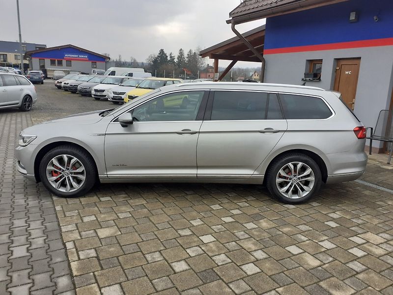 Volkswagen Passat Variant (2015) 2.0 TDi 176 Kw 4x4 DSG - fotka 6 z 47