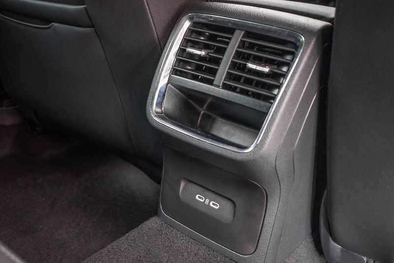 Škoda Octavia 2.0 TDI *REZERVACE* - fotka 14 z 44