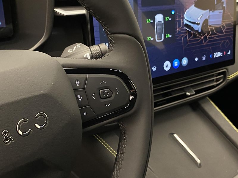Lynk & Co 01 (2025) CORE PHEV AUT CZ 1.maj - fotka 26 z 94