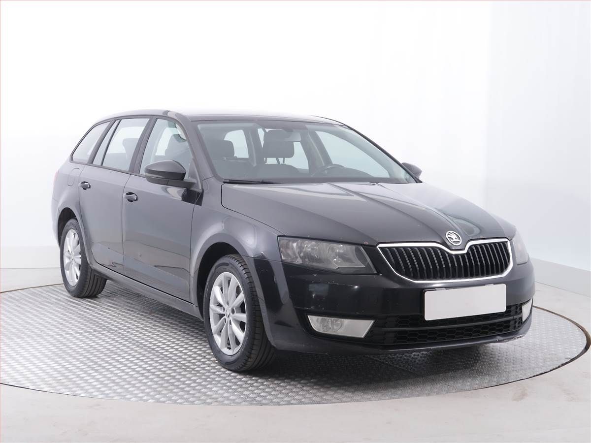 Škoda Octavia 1.6 TDI, ČR,1.maj, Tempomat