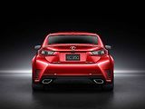 Lexus RC.