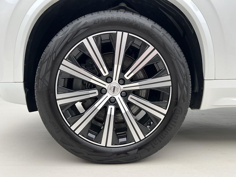 Volvo XC90 T8 AWD INSCRIPTION 7 MÍST AUT - fotka 15 z 49