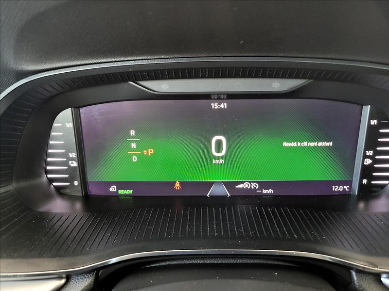 Škoda Octavia 1,4 TSI,PHEV,DSG,Clever,tažné - fotka 27 z 50