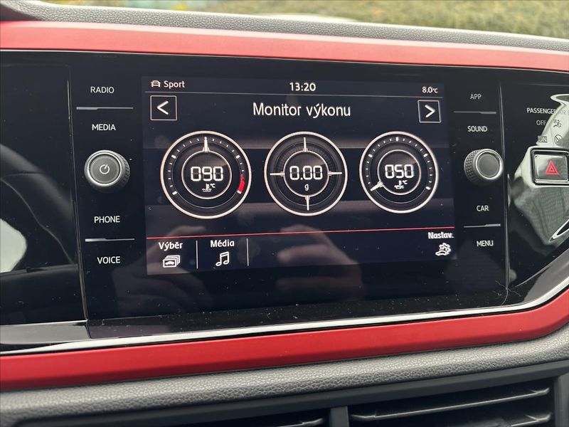 Volkswagen Polo 2,0 TSi 147kW MANUÁL GTI Beats - fotka 24 z 47