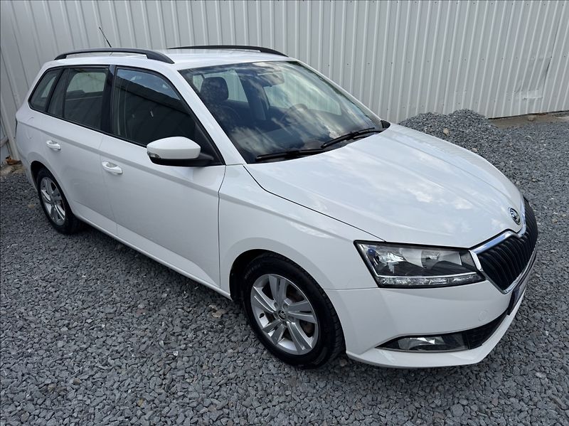 Škoda Fabia 1,0 TSI DPH tažné 1maj původČR - fotka 7 z 50