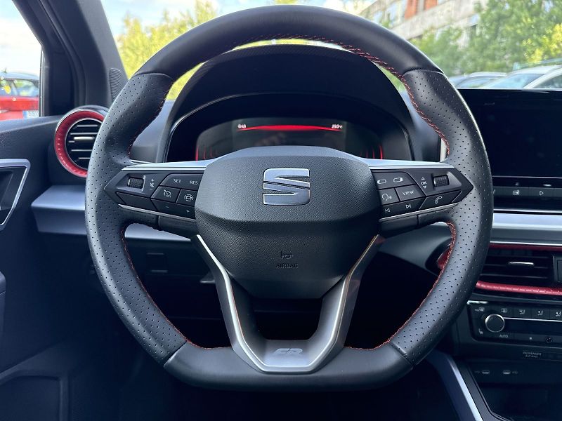 Seat Arona (2025) FR 1.0 TSI 85kW DSG - fotka 19 z 29