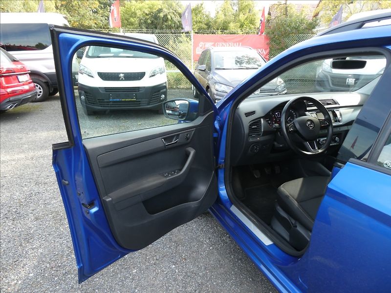 Škoda Fabia 1,0 TSi 81kW STYLE,ČR,navigace - fotka 16 z 39