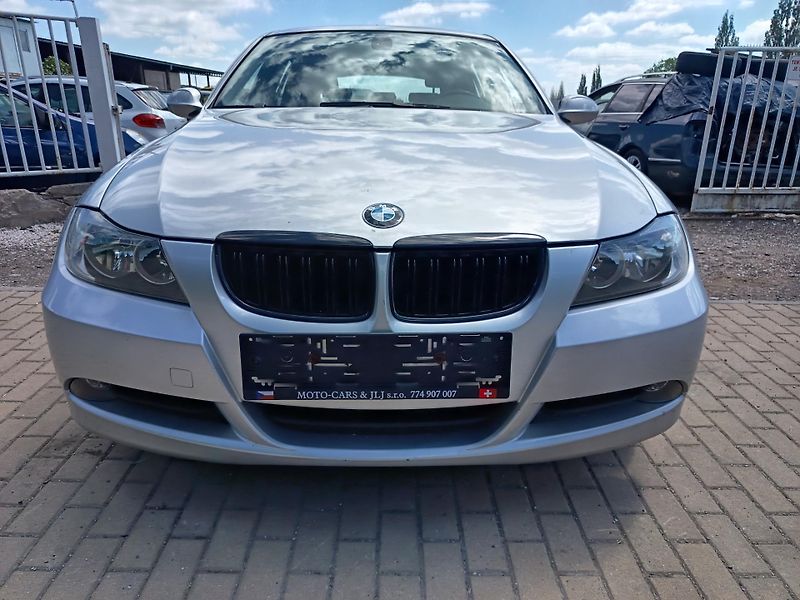 BMW Řada 7 (2006) 2.0 95kw - fotka 2 z 49