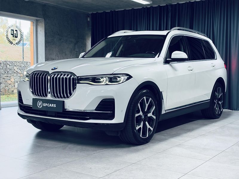 BMW X7 (2021) xDrive40d*SOFT*KEYLESS*PANO - fotka 3 z 40