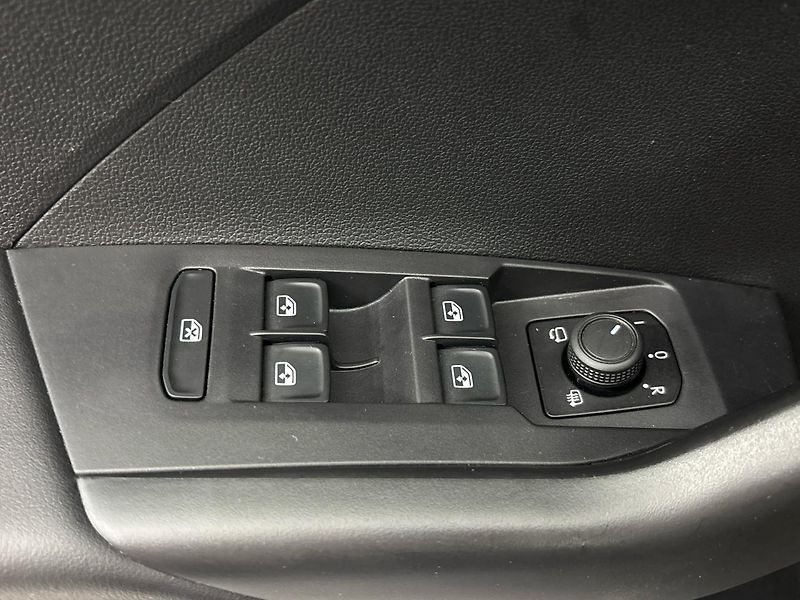 Volkswagen T-Cross Limited - fotka 21 z 27