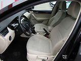 Škoda Octavia (2014) 2.0 TDi, 2.maj,ČR, Elegance - náhled 9